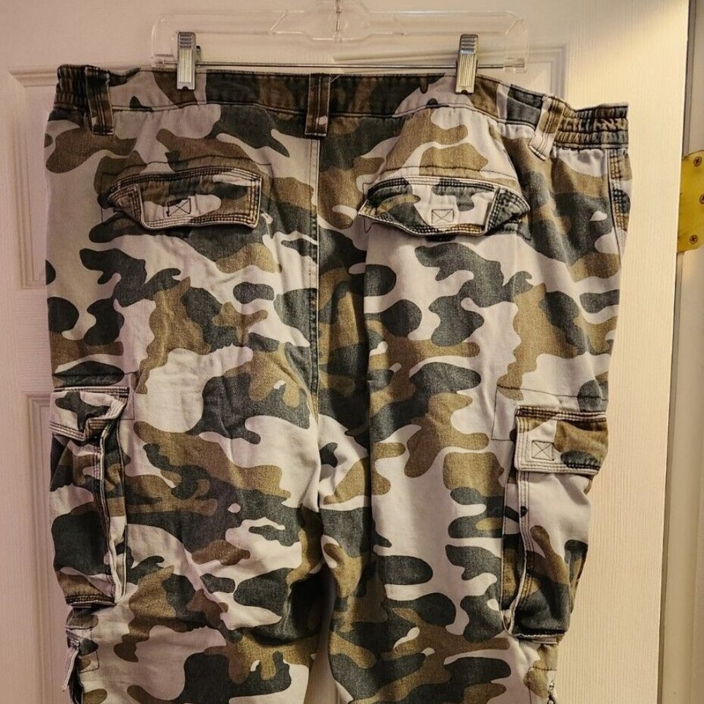 Boulder Creek Trading Company Gray Green Cargo Pants Men's Sz 44x27 - Picture 6 of 7